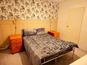 3 bedrooms, WiFi, bed sheets - Pet Friendly Home in Nottingham (Nottingham)