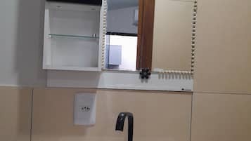 Quarto conforto | Banheiro