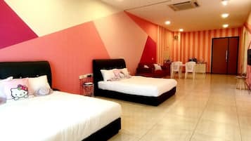 2 bedrooms, blackout curtains, iron/ironing board, free WiFi