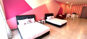 2 bedrooms, blackout drapes, iron/ironing board, free WiFi - PoP Kitty Octagon Ipoh Homestay (Ipoh)