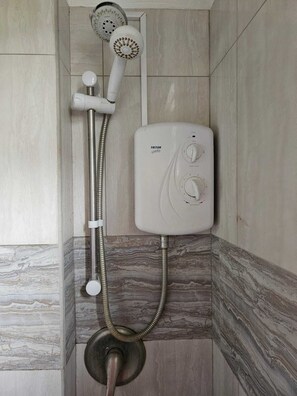 Towels, soap, toilet paper - A comfortable and relaxing 2 bedroom home in Grenada, 15 minutes to Grandansse. (St.George)