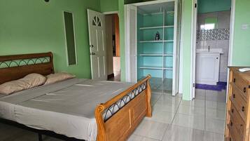 2 chambres, fer et planche Ă repasser, Wi-Fi, draps fournis