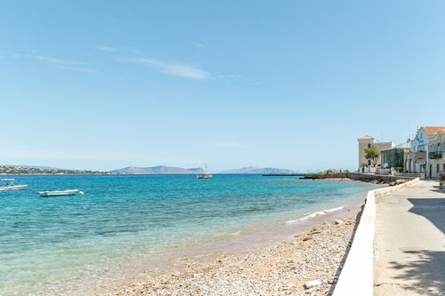 Studio 'Martha's House' with Sea View, Wi-Fi and Air Conditioning