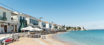 Studio 'Martha's House' with Sea View, Wi-Fi and Air Conditioning