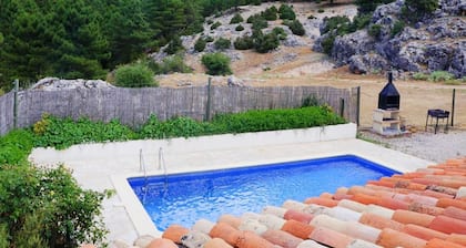 Apartment 'Majada La Carrasca' with Mountain View, Private Pool and Air Conditioning