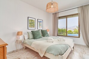 3 soverom, strykejern/-brett, wi-fi (inkludert) og sengetøy