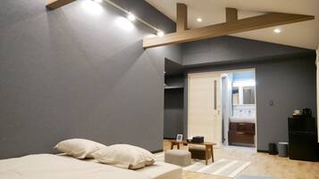 1 bedroom, desk, free WiFi, bed sheets