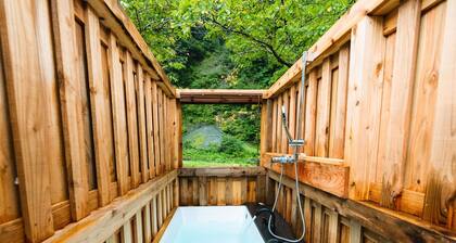 Glamping RiversidePets allowed with toilet and openair bath Room only plan / Ashigarakamigun Kanagawa