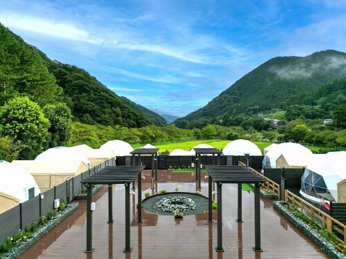 Glamping twin dome with toilet and semiopenair bath Room only plan / Ashigarakamigun Kanagawa