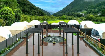 Glamping twin dome with toilet and semiopenair bath Room only plan / Ashigarakamigun Kanagawa