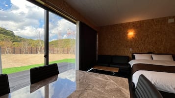 1 bedroom, desk, free WiFi, bed sheets