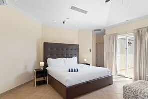 4 habitaciones, tabla de planchar con plancha y wifi 