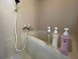 Hair dryer, towels - deluxe room / Osaka Ōsaka (Osaka)