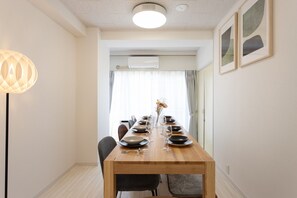 Dining - Large room of 1004 bedroomsMaximum of 10 people - Kamata Smile House / Ota-ku Tokyo (Ota-ku)