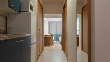 1 bedroom, desk, free WiFi, bed sheets