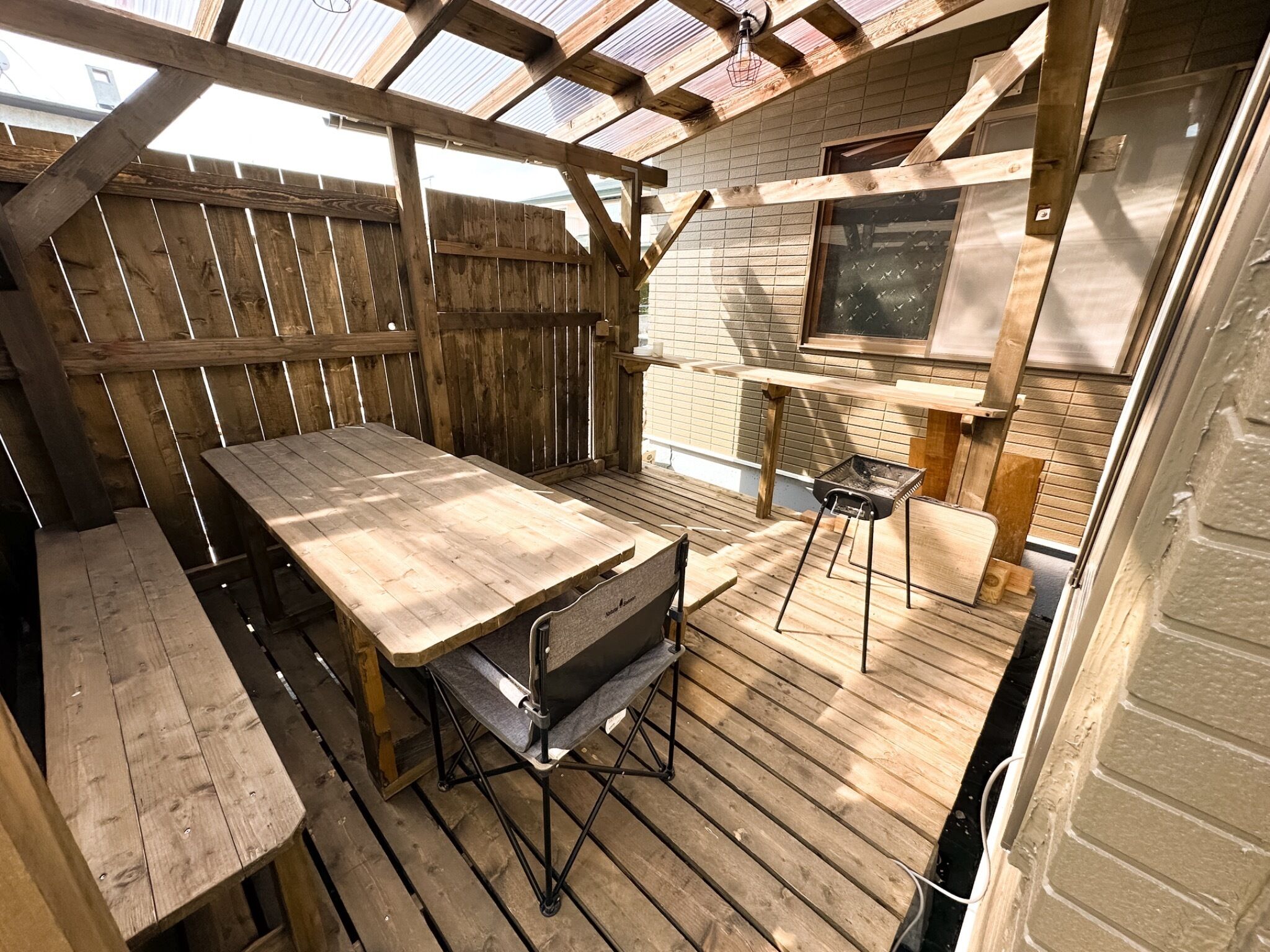 屋外ダイニングエリア