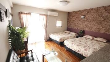 1 bedroom, desk, iron/ironing board, free WiFi