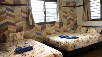 1 室のベッドルーム、デスク、アイロン / アイロン台、WiFi (無料)