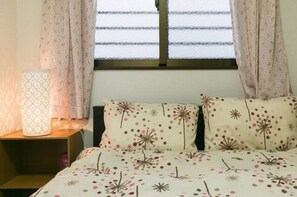 1 bedroom, desk, iron/ironing board, free WiFi