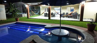 Rancho de playa en Las Veraneras, Acajutla Sonsonate, El Salvador - pet friendly