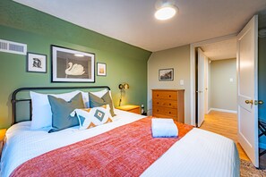 3 habitaciones, escritorio, wifi gratis y ropa de cama 
