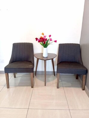 Living area - Cozy 101 Octagon Premium 2 BR Ipoh Town (Ipoh)