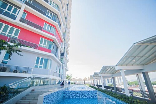 Cozy 121 Octagon 2 Bedrooms Condo 