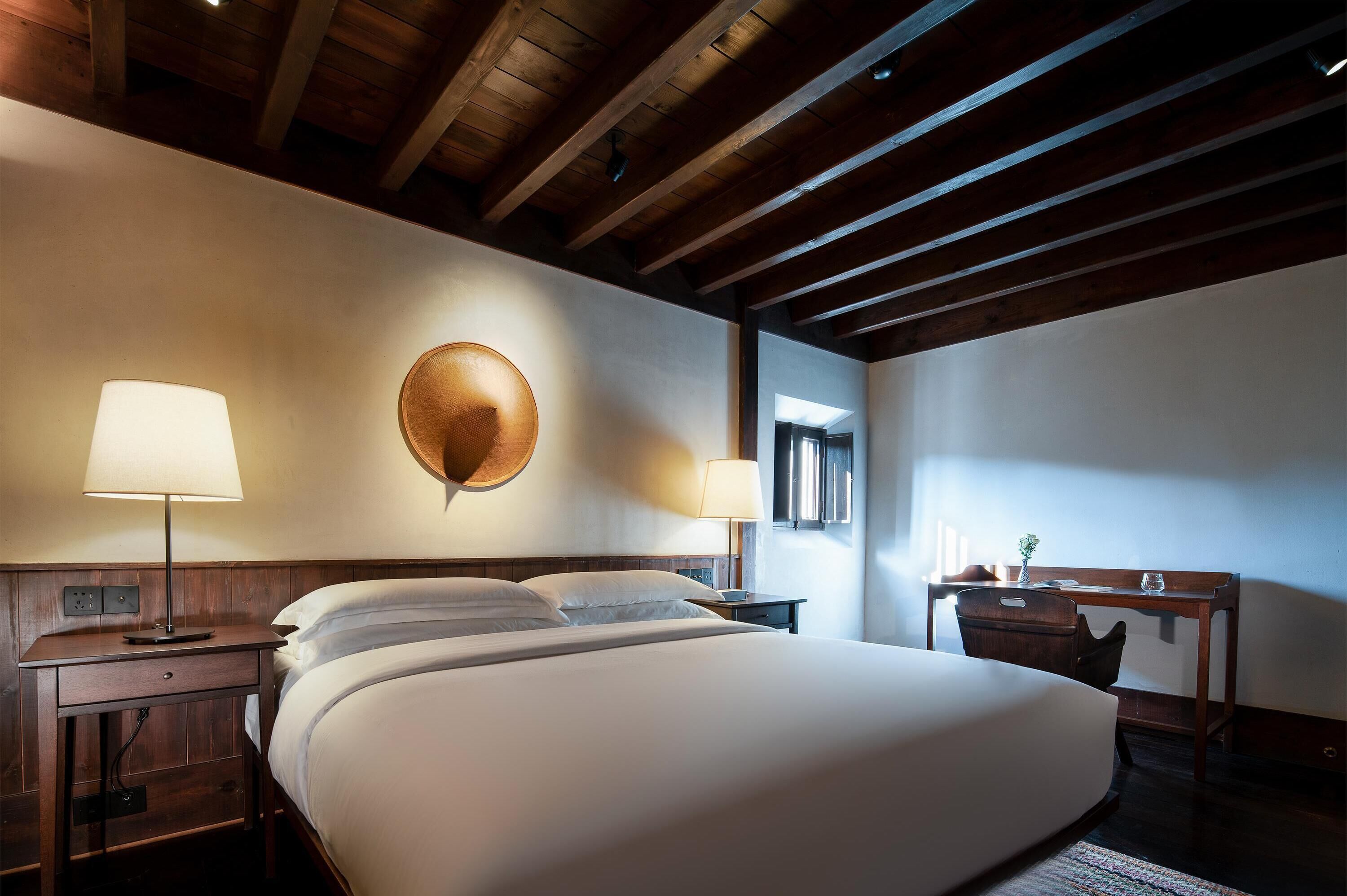 Wifi gratis y ropa de cama 