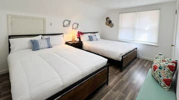 2 chambres, bureau, fer et planche à repasser, Wi-Fi gratuit