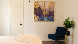 2 chambres, bureau, fer et planche à repasser, Wi-Fi gratuit