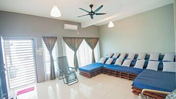 Smart TV 27 polegadas com canais via satélite