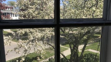 Luxury Duplex, Patio, Courtyard View | Living area | 70-inch LCD TV with digital channels, Netflix, Hulu