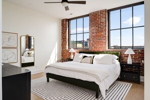 3 chambres, bureau, fer et planche à repasser, Wi-Fi gratuit