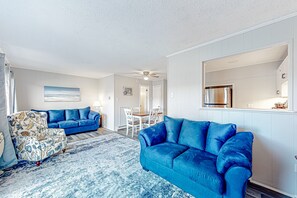 TV - Near beach & boardwalk, with modern amenities - Golden Gate community (Ocean City)