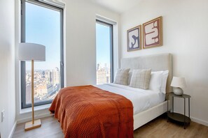 2 bedrooms, iron/ironing board, WiFi, bed sheets - Classic Clinton Hill 2BR w/ Gym, Elevator & Laundry, by Blueground (Brooklyn)