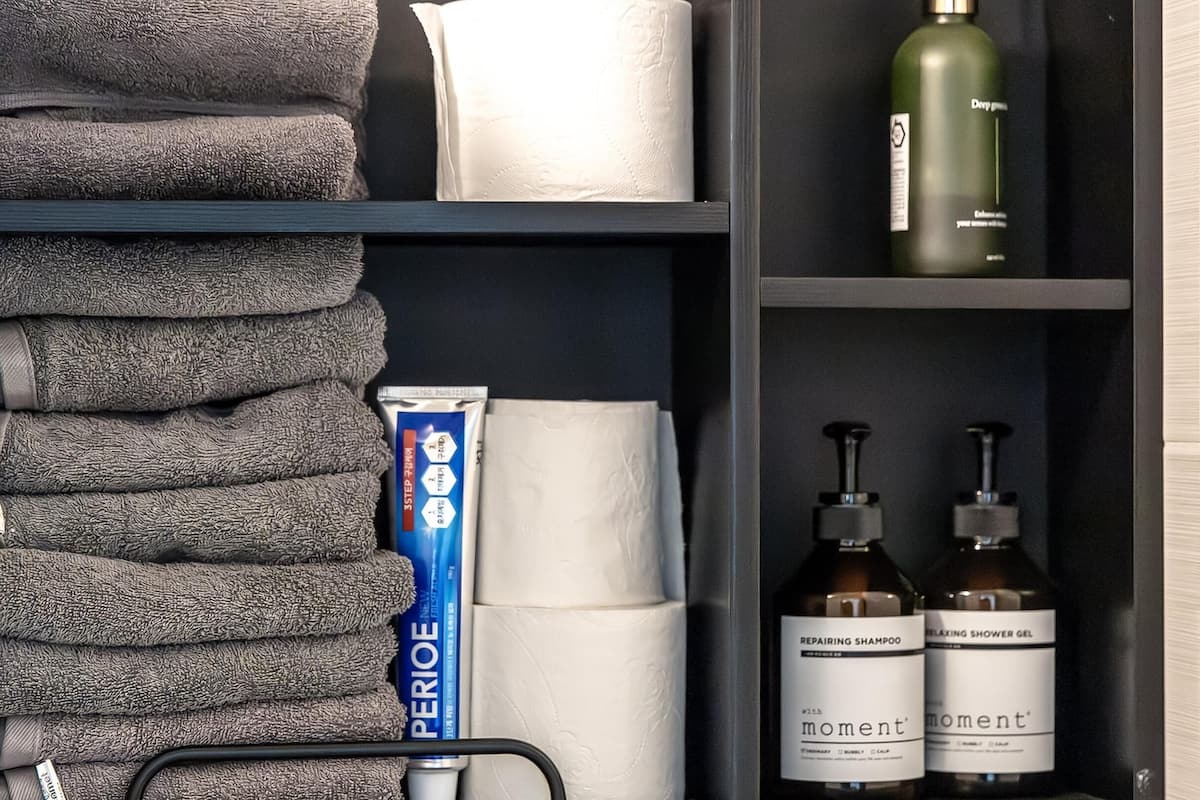 Basic Room, 2 Bedrooms (101) | 1 bedroom, free WiFi