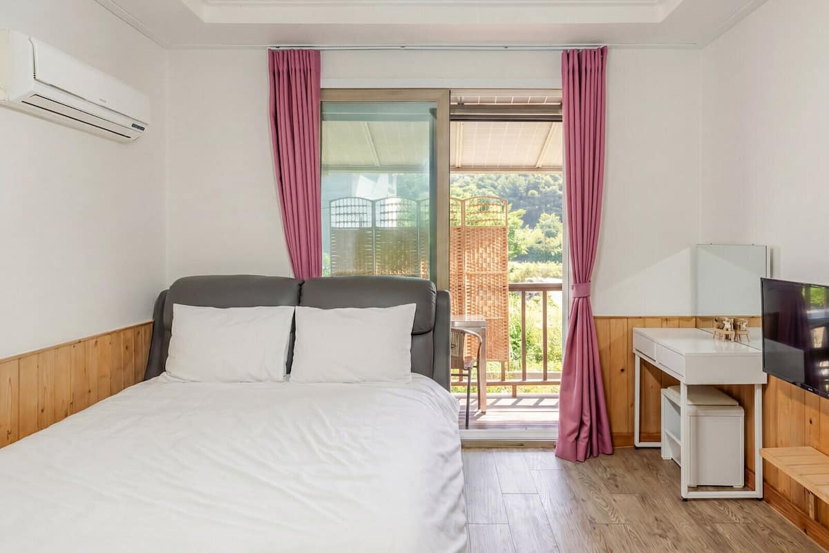 Basic Room, 1 Bedroom (201) | 1 bedroom, free WiFi