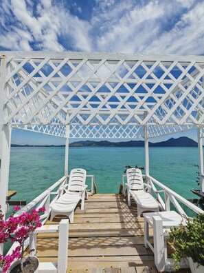Sun deck