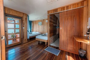 Deluxe Double or Twin Room, Sea View | Cadar katil 