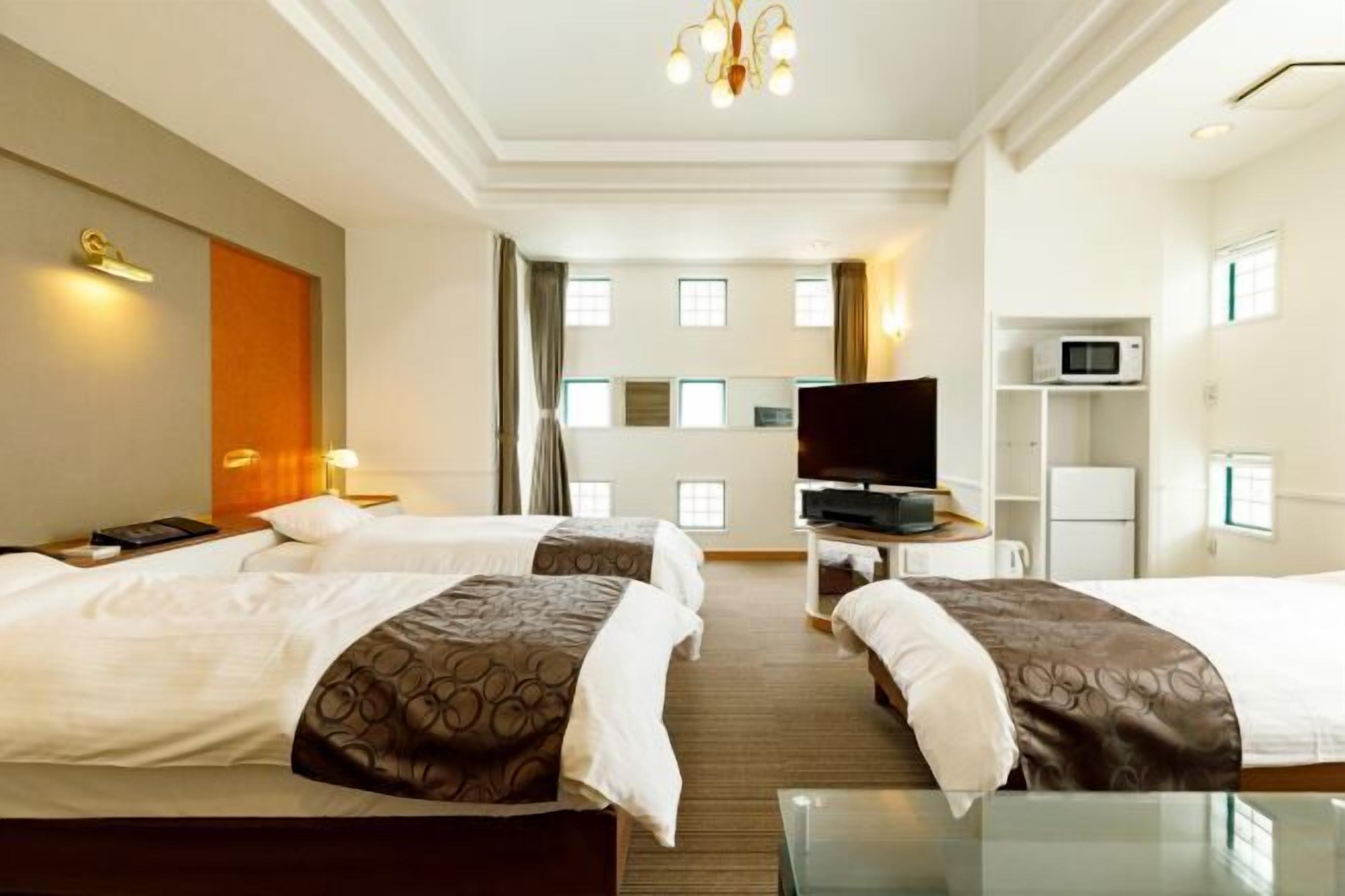 In-room safe, desk, blackout drapes, free WiFi