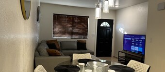 Stylish & Cozy Apt in Sierra Vista