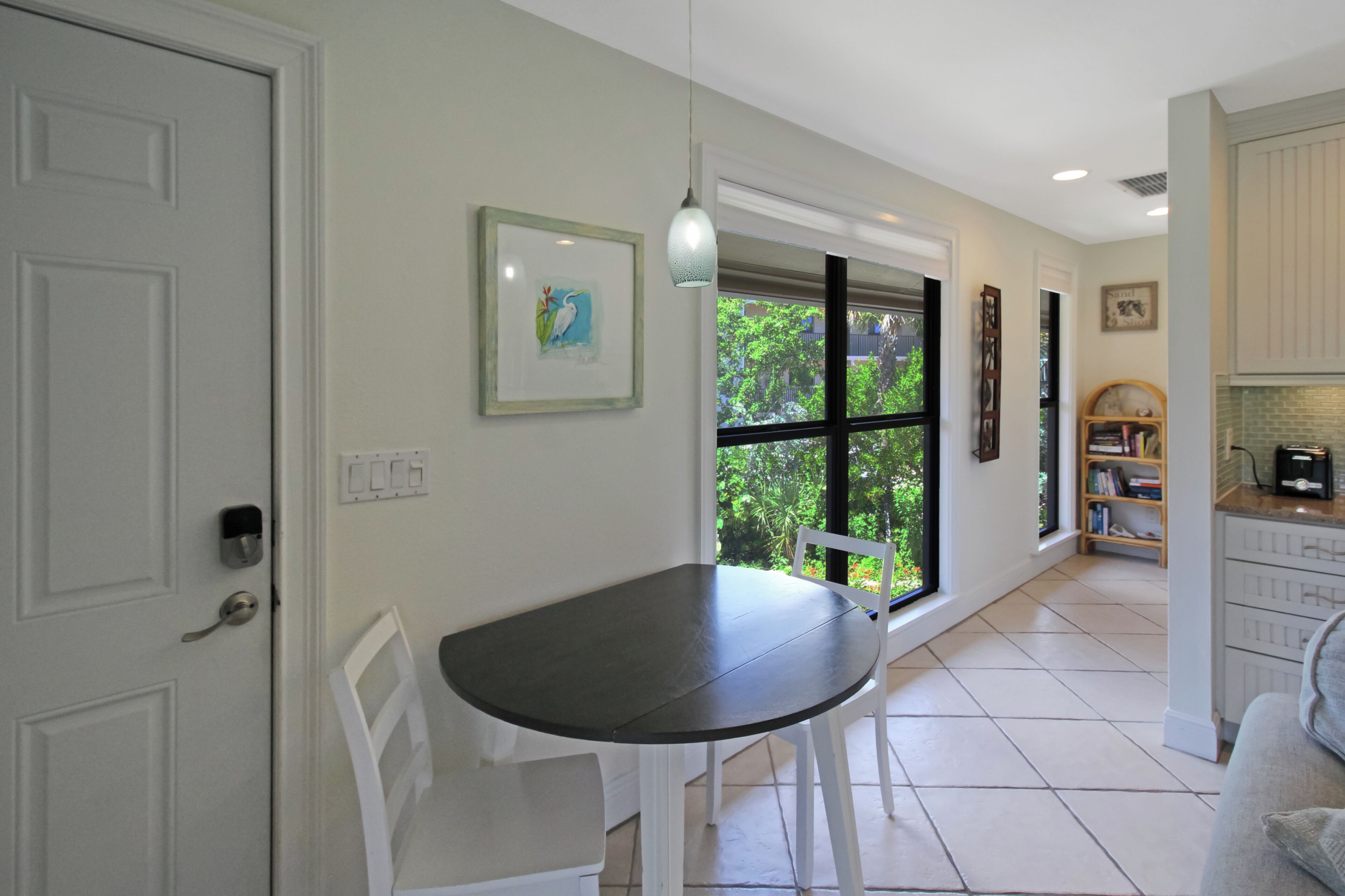 Enjoy Pool Views From Your Sanibel Island Villa - Private Beach - Pet Friendly - Signal Inn 04 - Sanibel Island, FL