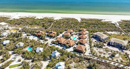 Bright and breezy poolside escape on Sanibel Island - Pet friendly - Signal Inn 02