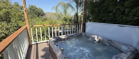 Bain à remous extérieur