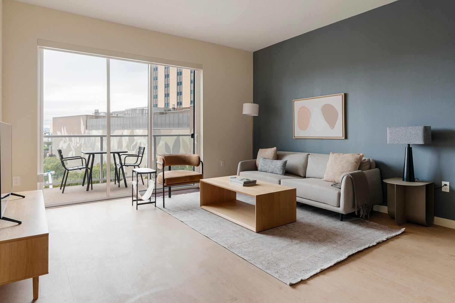 Excellent Oakland 1BR w/ Gym & Lounge, near Restaurants, by Blueground