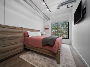 1 soverom, strykejern/-brett, wi-fi og sengetøy