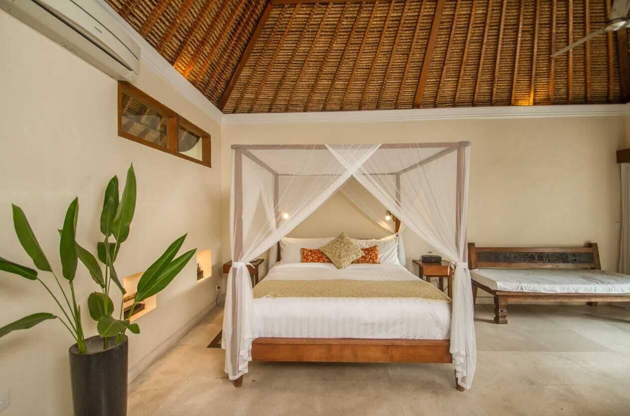 办公桌、熨斗/熨板、免费 WiFi、床单