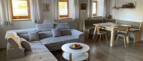 Televisio, pöytätennispöytä