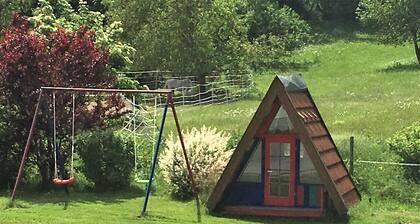 Apartamento 'Haus Peschl Fewo 2' con jardín compartido, balcón y Wi-Fi