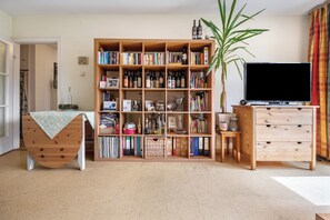 Interior - Apartment 'Fewo Sonnenschein' with Balcony and Wi-Fi (Hannover)